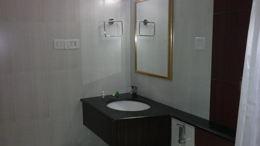 Hotel Sea Palace Kollam Zimmer foto